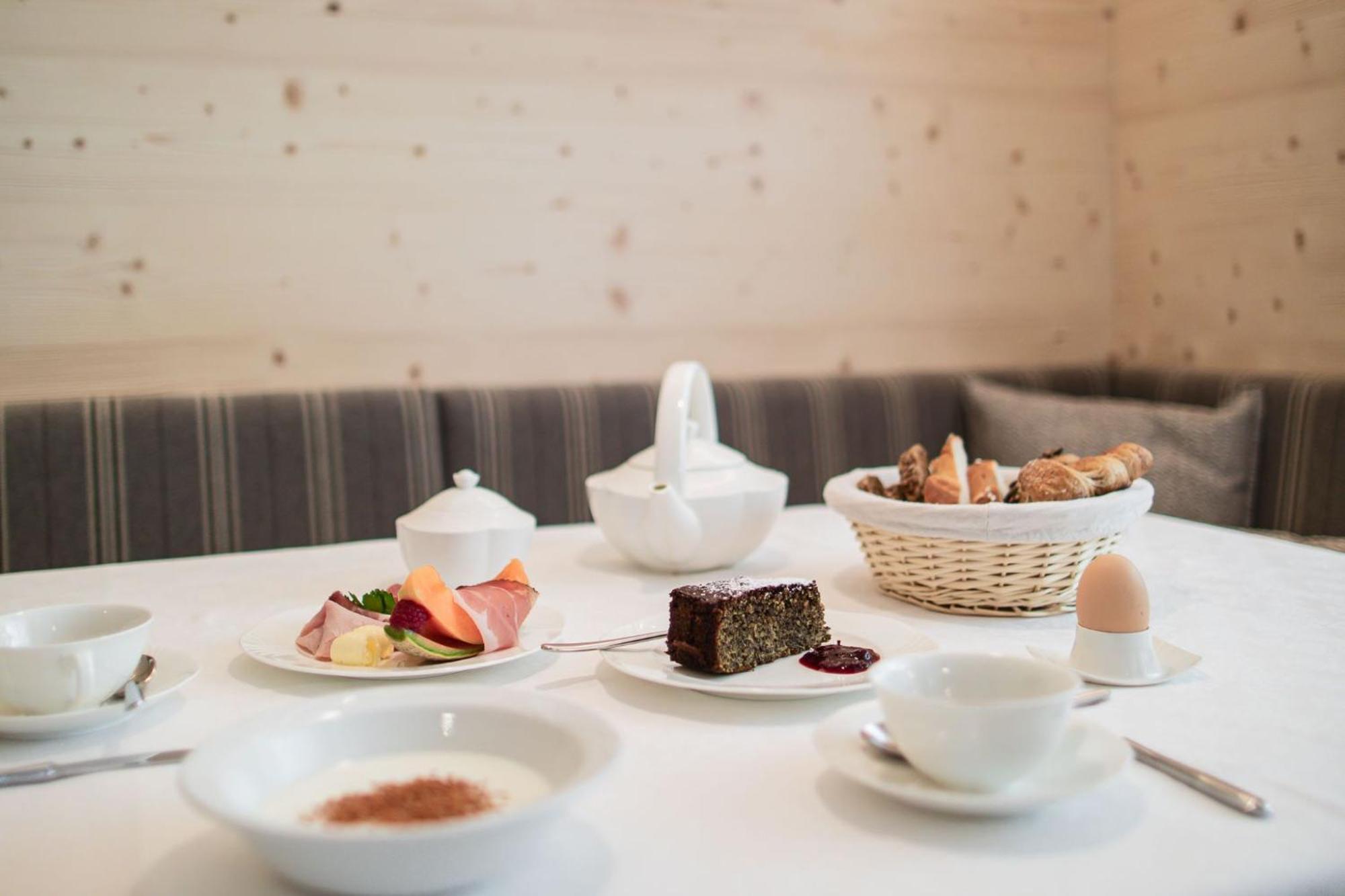 Wanderhotel Talblick San Giacomo  Luaran gambar